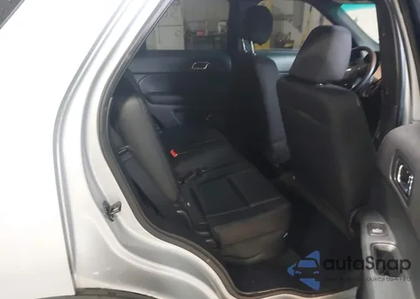 2016 Ford Police Interceptor из США, поврежденный, VIN 1FM5K8AR0GGC92726